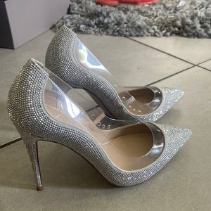Aldo Women's Edulla in Silver Synthetic Pumps size 6.5